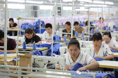脱贫攻坚 | 全县不停步 机械来料加工铺就增收路